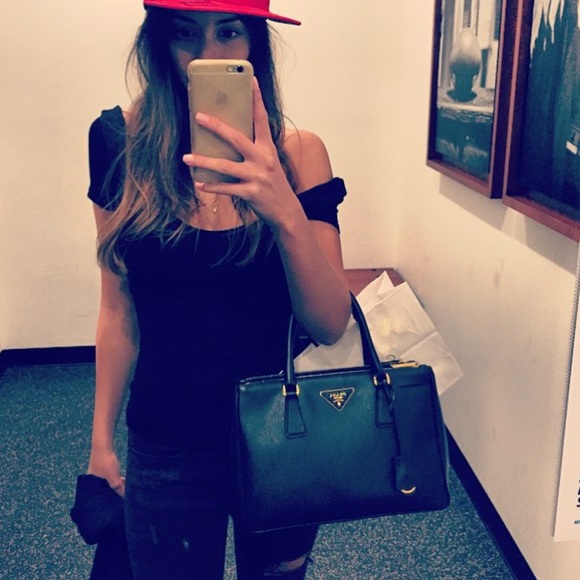 Prada bag 🌸perfect condition🌸 - Picture 4 of 10